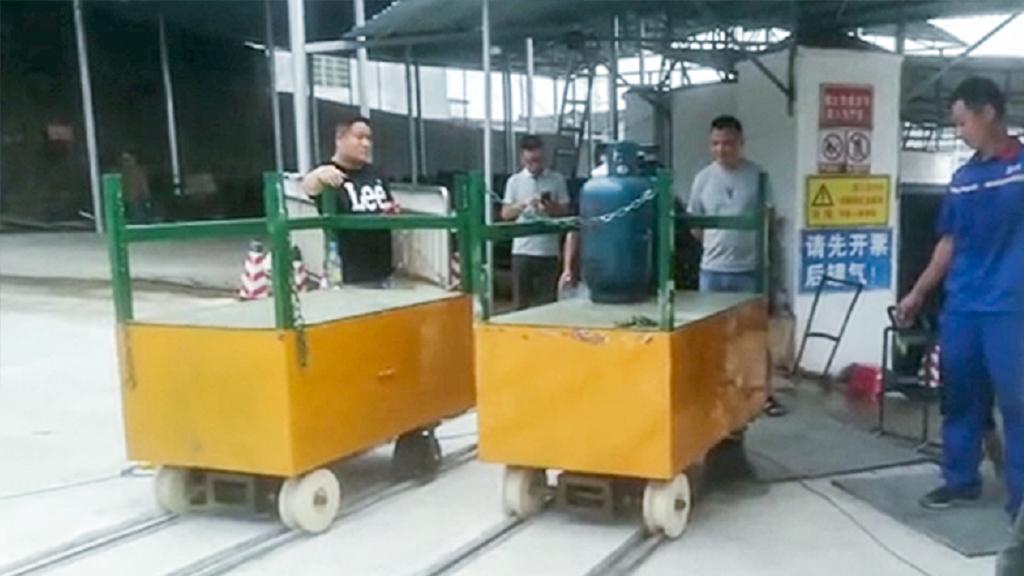 防爆电 机应用于液化气站轨道运输车案例