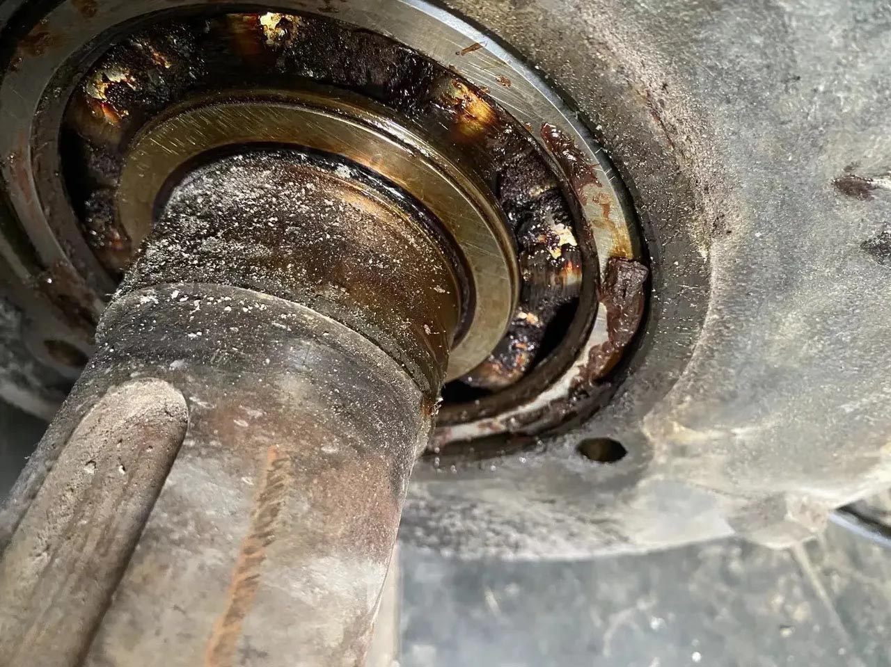 为什么电机上拆下来的轴承不能用了？惠斯通